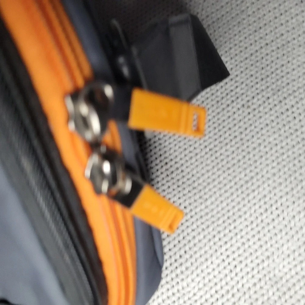 Tumi tahoe lyons